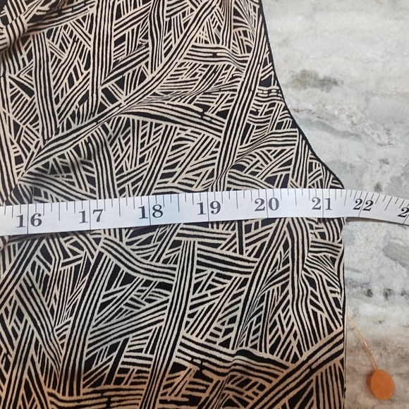 Max Studio Woman Abstract Faux Wrap Dress Black Tan Midi Sleeveless Size XL/1X - Picture 7 of 8